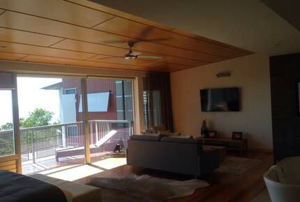 Split Level Noosa Resort Villa - Noosa Heads, Australia