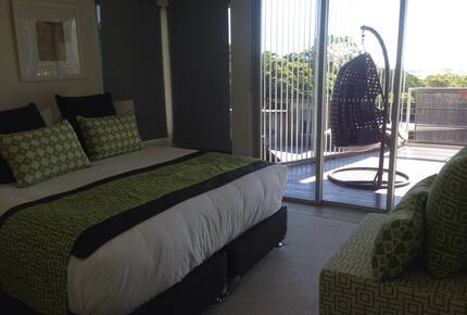 Split Level Noosa Resort Villa - Noosa Heads, Australia