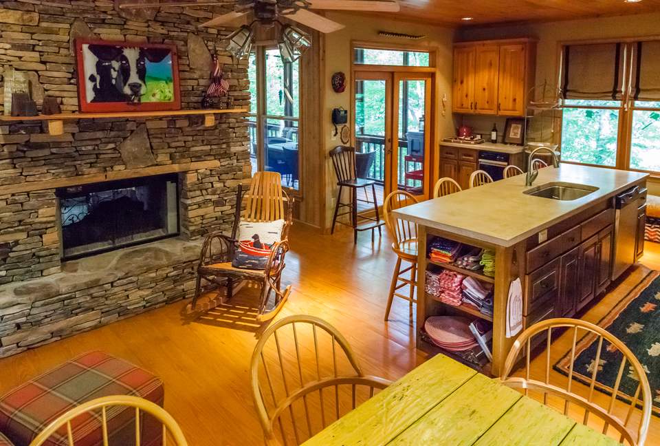 Blue Ridge Lake House - Morganton, Georgia