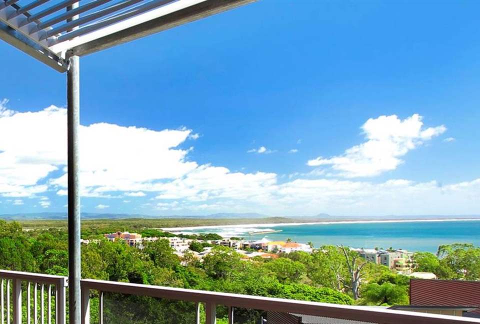 Split Level Noosa Resort Villa - Noosa Heads, Australia