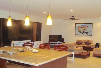 Paradise Point Montanita - Manglaralto, Ecuador