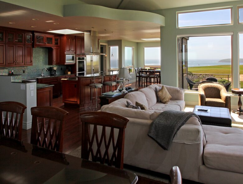 Royal Pacific - Close to San Francisco, Napa and Sonoma - Bodega Bay, California