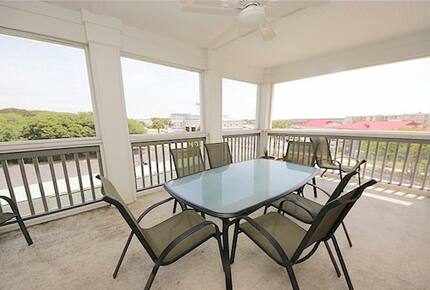 Isle of Palms Beach House - Isle of Palms, South Carolina