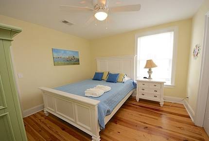 Isle of Palms Beach House - Isle of Palms, South Carolina