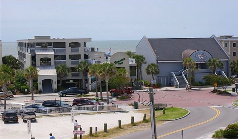 Isle of Palms Beach House - Isle of Palms, South Carolina