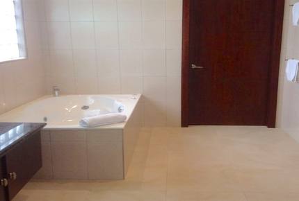 Paradise Point Montanita - Manglaralto, Ecuador