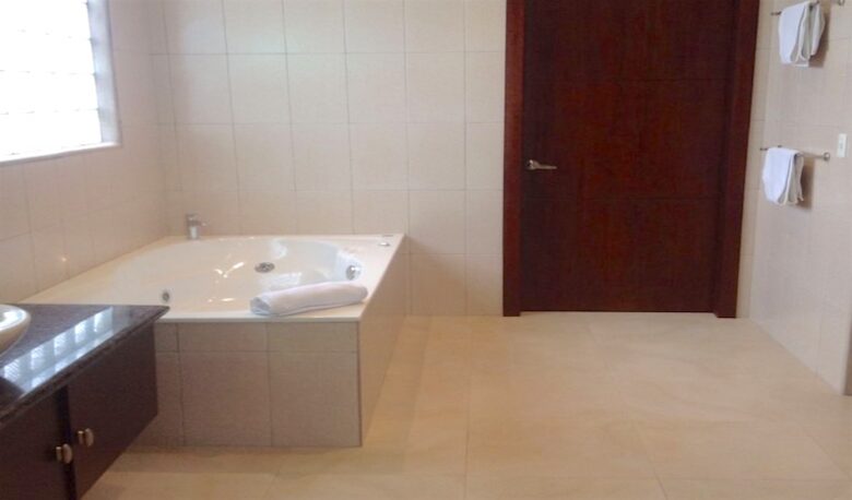 Paradise Point Montanita - Manglaralto, Ecuador