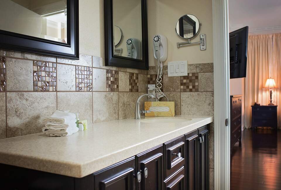 French Quarter Apartment - New Orleans, Louisiana