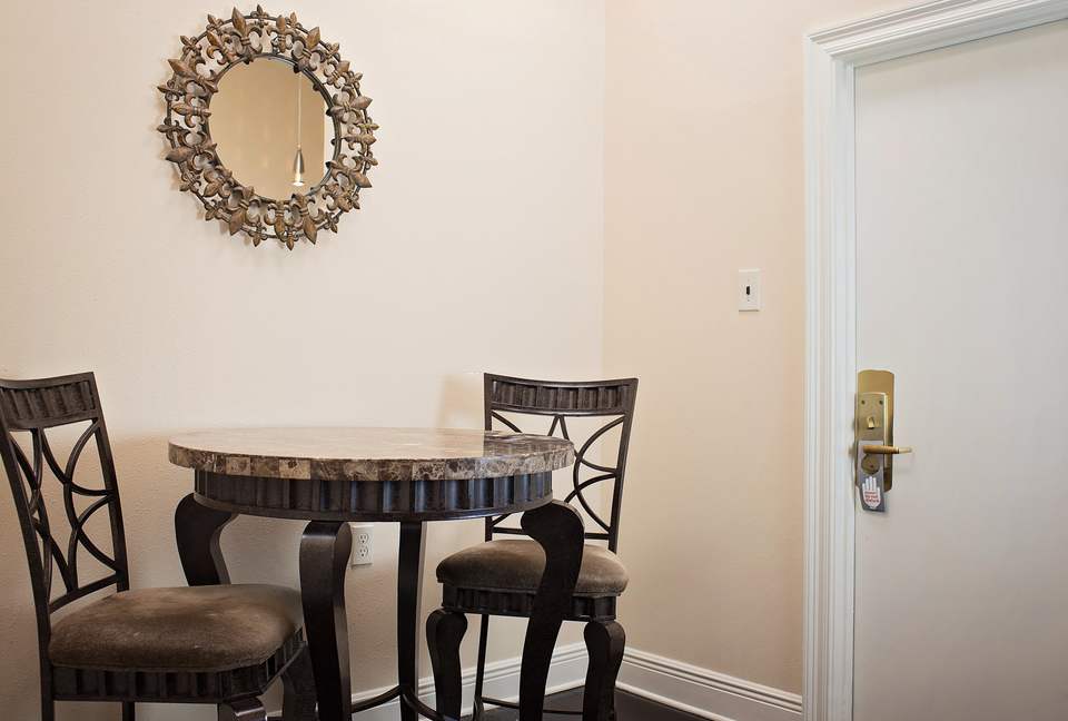 French Quarter Apartment - New Orleans, Louisiana