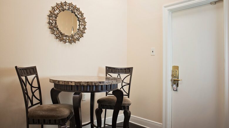 French Quarter Apartment - New Orleans, Louisiana