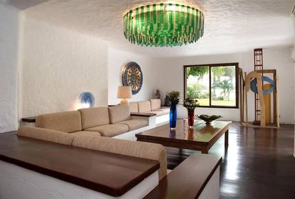 Villa Alux, waterfront pool mansion in Zona Hotelera - Cancun, Mexico