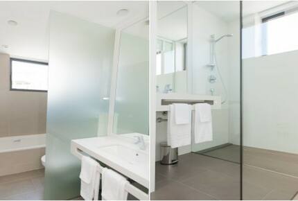 Green Oasis in Golfers Paradise - PGA Catalunya Resort, Caldes de Malavella, Girona, Spain