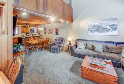 Winterset Mountain Escape- World Class Skiing and Fishing - Mammoth Lakes, California