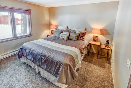 Winterset Mountain Escape- World Class Skiing and Fishing - Mammoth Lakes, California