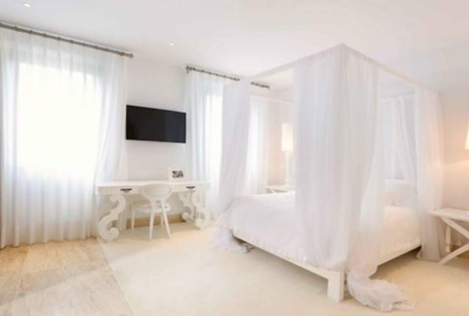 Villa Oasis (R) - Sotogrande, Spain