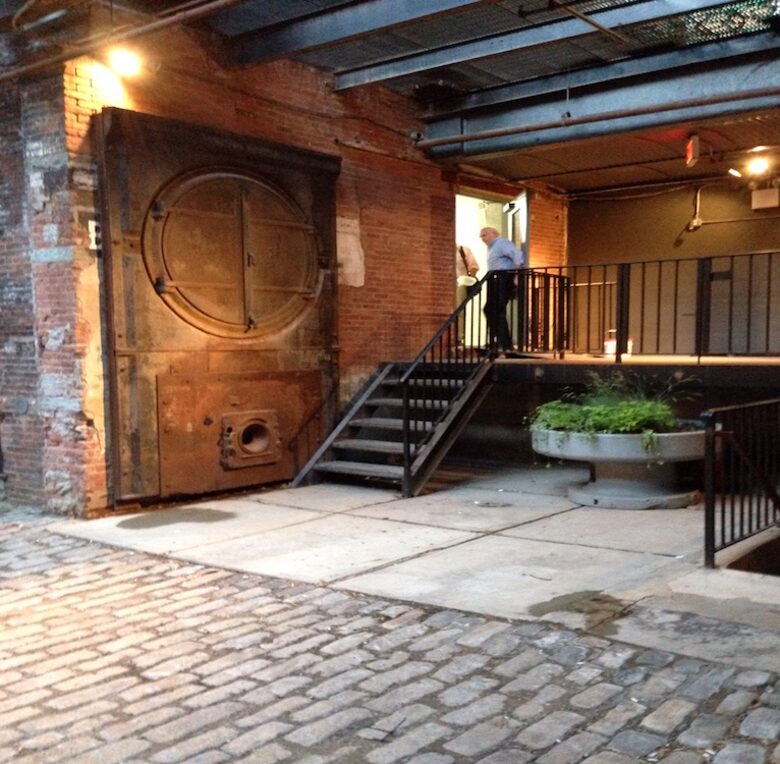 Waterfront Manhattan Skyline View Luxury Penthouse - Brooklyn - New York City, New York