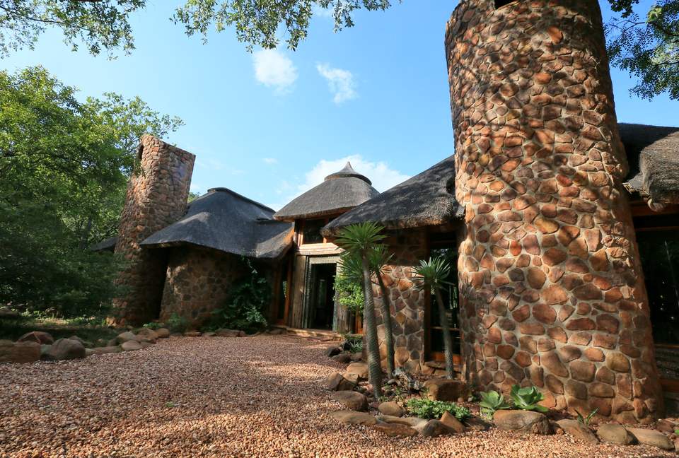 Tsheshepe Safari Lodge - Welgevonden Game Reserve, South Africa