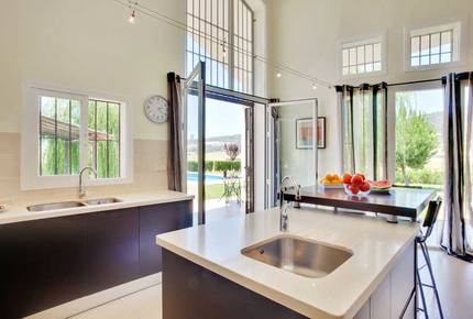 Rural Andalucian Chic ... at its Best ! - Ronda, Spain