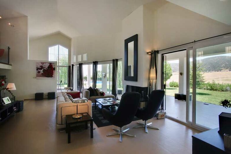 Rural Andalucian Chic ... at its Best ! - Ronda, Spain