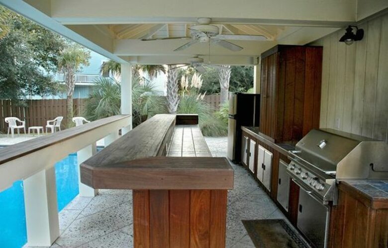 Luxury Beach House, Ocean Views, Private Pool/Cabana - Isle of Palms, South Carolina