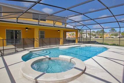 Watersong Resort Home Near Disney and Providence Golf Club - Davenport, Florida