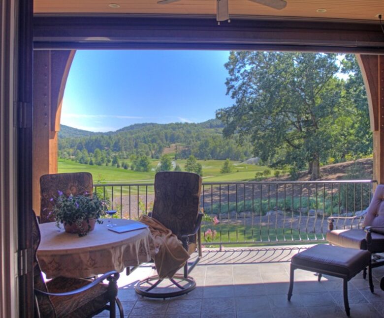 Walnut Cove Townhome - Arden, North Carolina