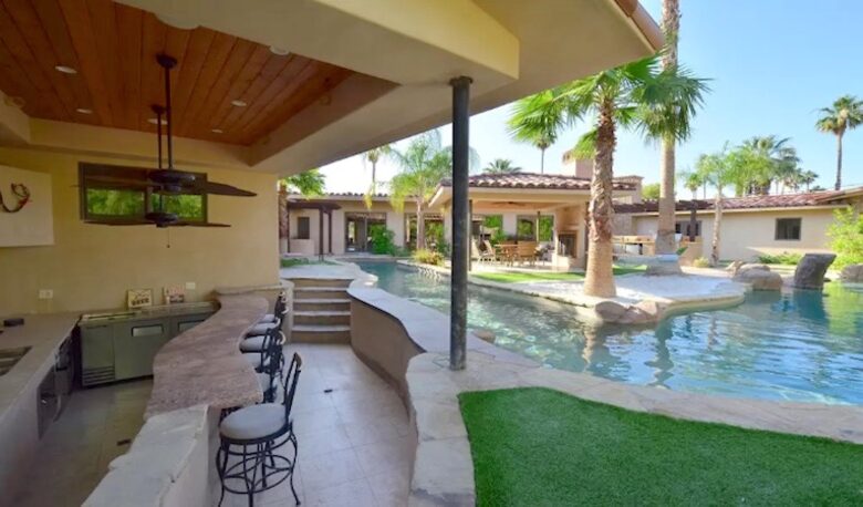 Warm Sands Estate with Lazy River- 4 NIGHT STAY - Palm Springs, California