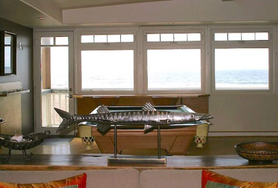 The Pool House on the Strand - Hermosa Beach, California