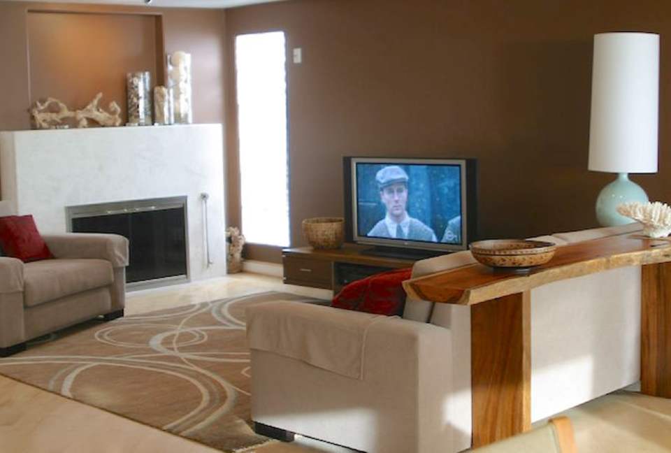 The Pool House on the Strand - Hermosa Beach, California