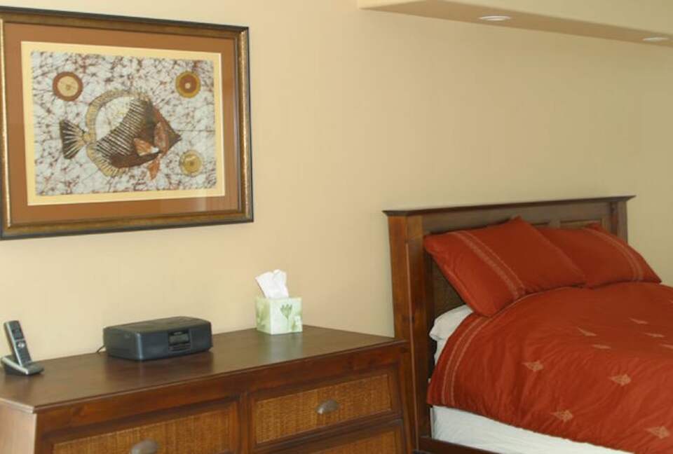 The Pool House on the Strand - Hermosa Beach, California