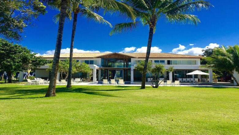 Beachfront Porto Seguro - Arraial D'Ajuda, Brazil