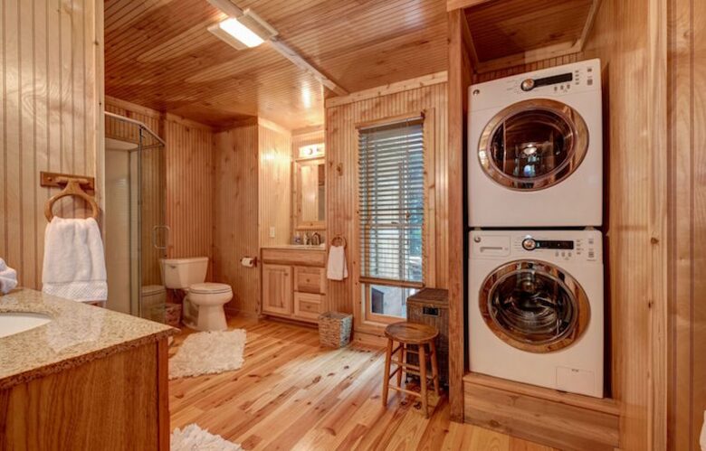 Creek Front Mountain Retreat - Hayesville, North Carolina