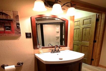 Sugar Grove Estate - Sugar Grove, North Carolina