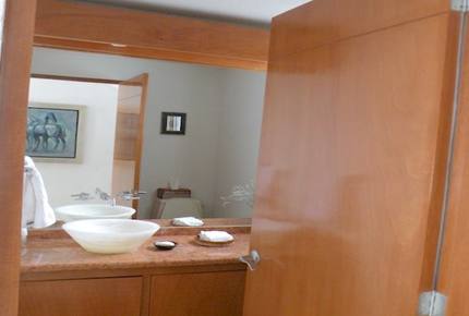 Villa Ganesh - Valle de Bravo, Mexico