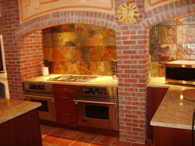 Euro Chateau - Easthampton, New York