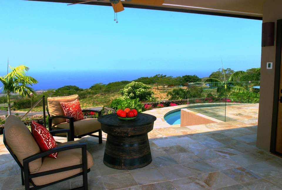 The Auamo Compound at Hokuli'a - KEALAKEKUA, Big Island, Hawaii