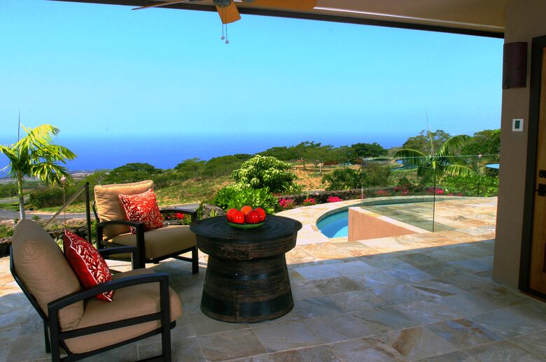 The Auamo Compound at Hokuli'a - KEALAKEKUA, Big Island, Hawaii