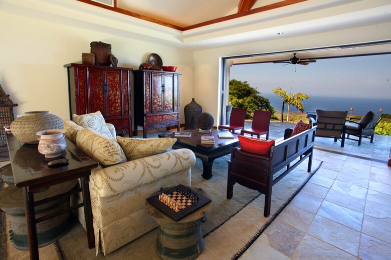 The Auamo Compound at Hokuli'a - KEALAKEKUA, Big Island, Hawaii