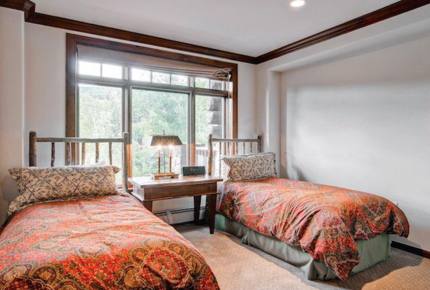 Slopeside Home on Bachelor Gulch & Beaver Creek - Avon, Colorado