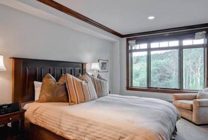 Slopeside Home on Bachelor Gulch & Beaver Creek - Avon, Colorado