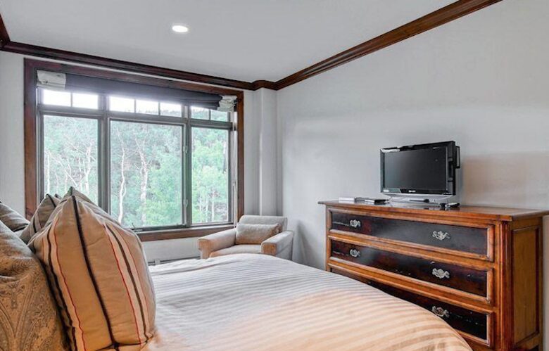 Slopeside Home on Bachelor Gulch & Beaver Creek - Avon, Colorado