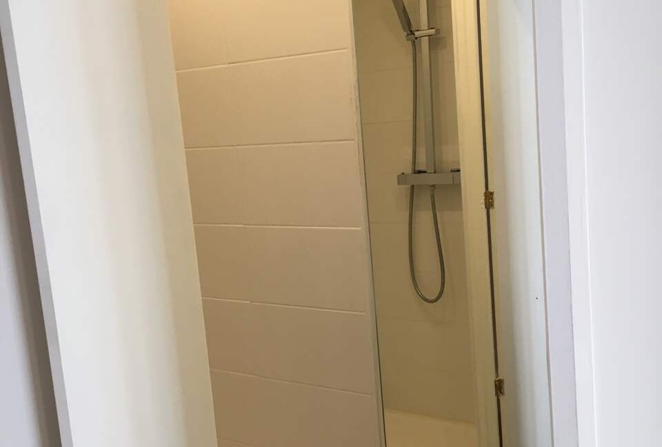 Elegant Matignon Flat - Paris, France