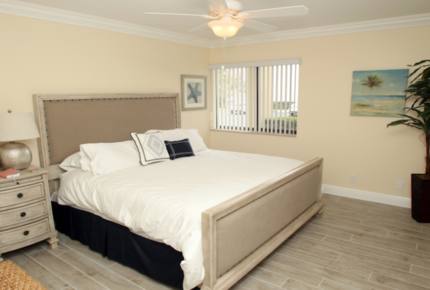 Villa Ashley at Jupiter Ocean & Racquet Club - Jupiter, Florida