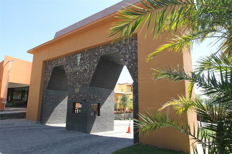 Condo 306 El Dorado in Lake Chapala Mexico - Lake Chapala, Mexico