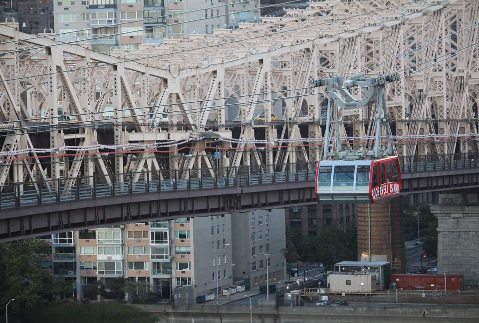 Manhattan - Roosevelt Island Gem - New York City, New York