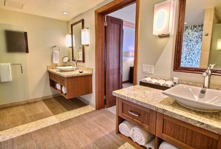 4 Nights at Hyatt Kaanapali Beach - Lahaina, Maui, Hawaii