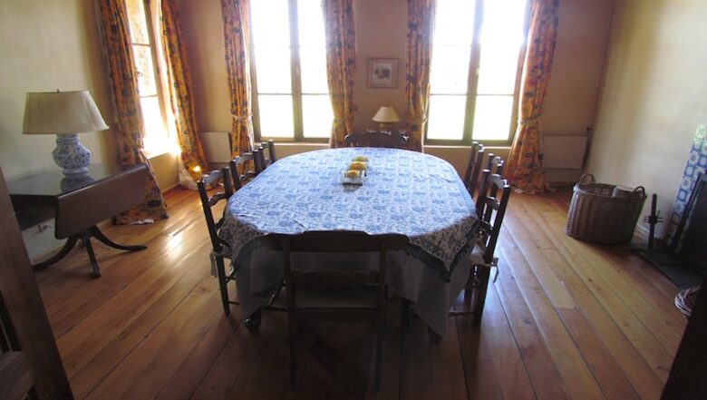 The Cerro de los Pinos House - Patagonia, Argentina