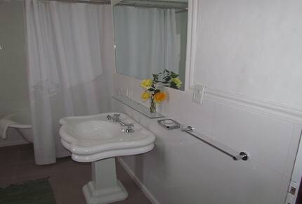 The Cerro de los Pinos House - Patagonia, Argentina