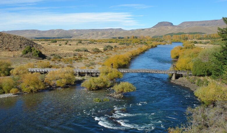The Cerro de los Pinos House - Patagonia, Argentina