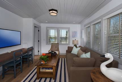 Chatham Cape Cod Waterfront Villa - Chatham, Massachusetts